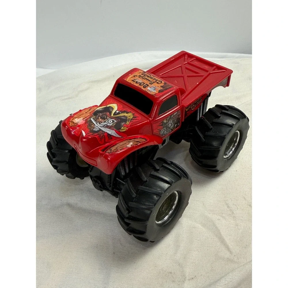 Monster Jam Captains Curse 2007 Freestyle Champion Truck Mattel 89853 Red